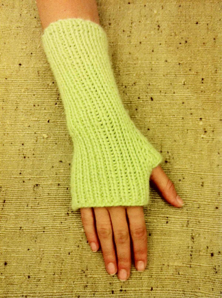 Knitting Patterns - Frog Tree Chunky Alpaca Fingerless Mitten | The Yarn Tree - fiber, yarn and natural dyes