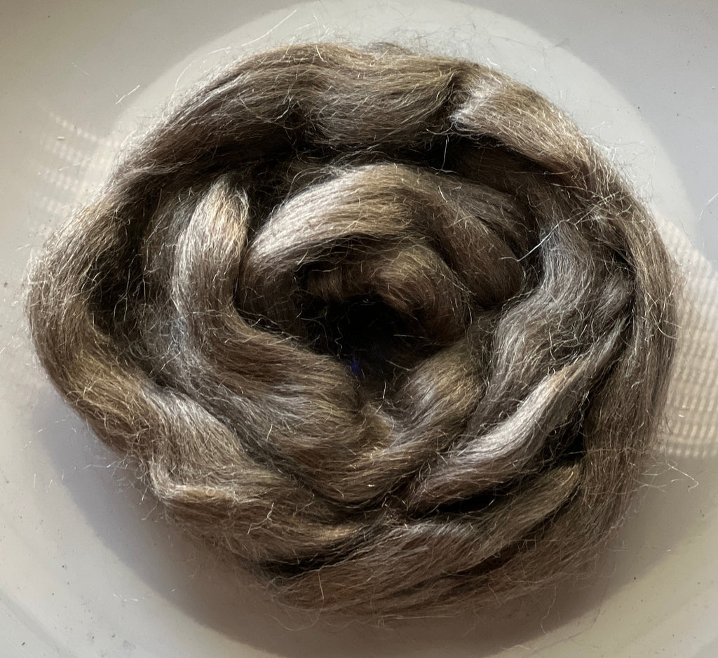 Wild Peduncle Silk Sliver | The Yarn Tree - fiber, yarn and natural dyes